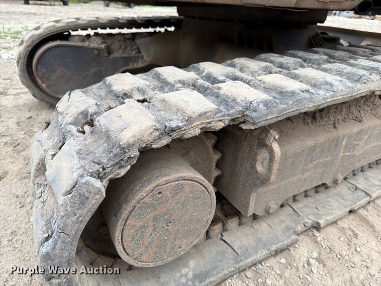 image for item FK3598 2011 Volvo ECR38 mini excavator
