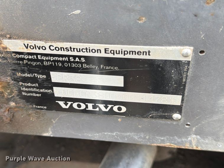 image for item FK3598 2011 Volvo ECR38 mini excavator