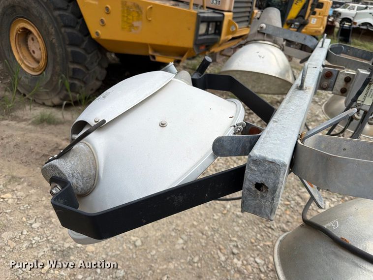 image for item FK3599 Amida AL4000 light plant