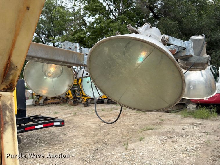 image for item FK3599 Amida AL4000 light plant