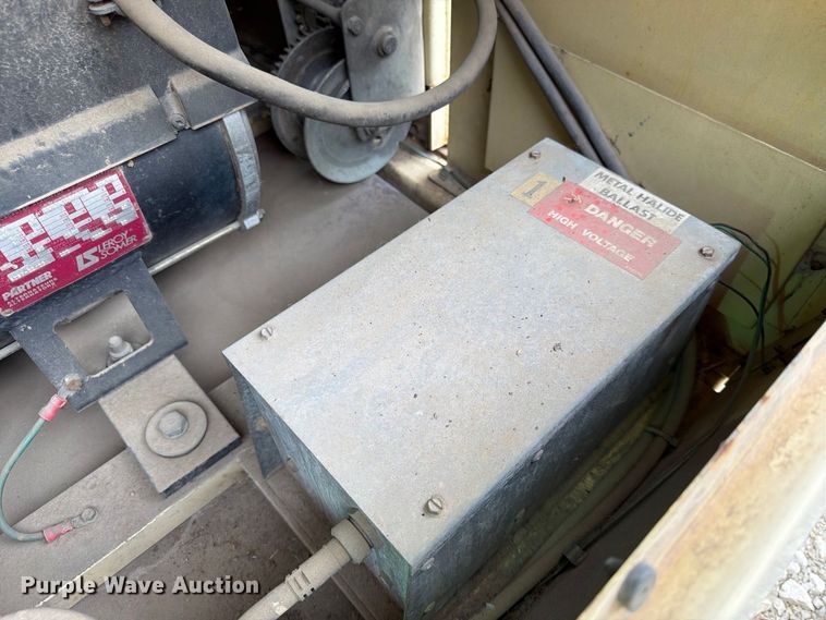 image for item FK3599 Amida AL4000 light plant