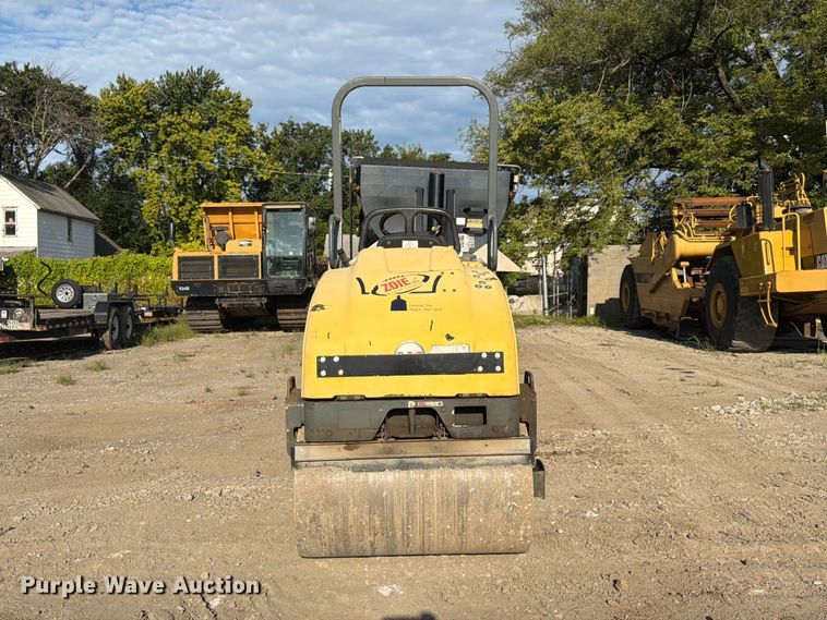 image for item FK3601 2015 Wacker Neuson RD12A double drum vibratory roller