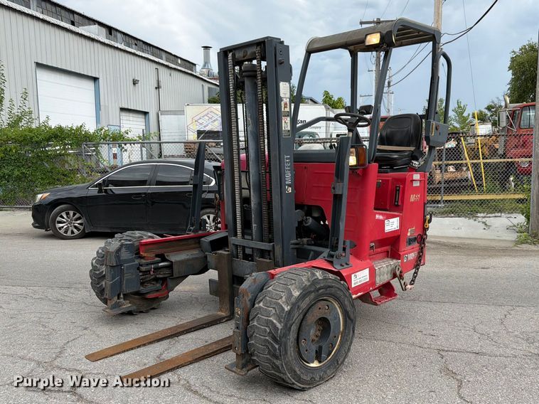 image for item FK3607 2009 Moffett M55.4 forklift