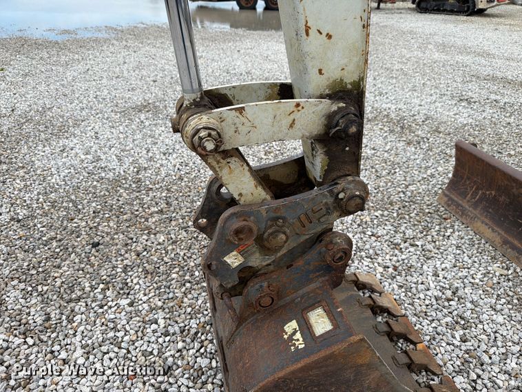 image for item FK4130 2015 Takeuchi TB240 mini excavator