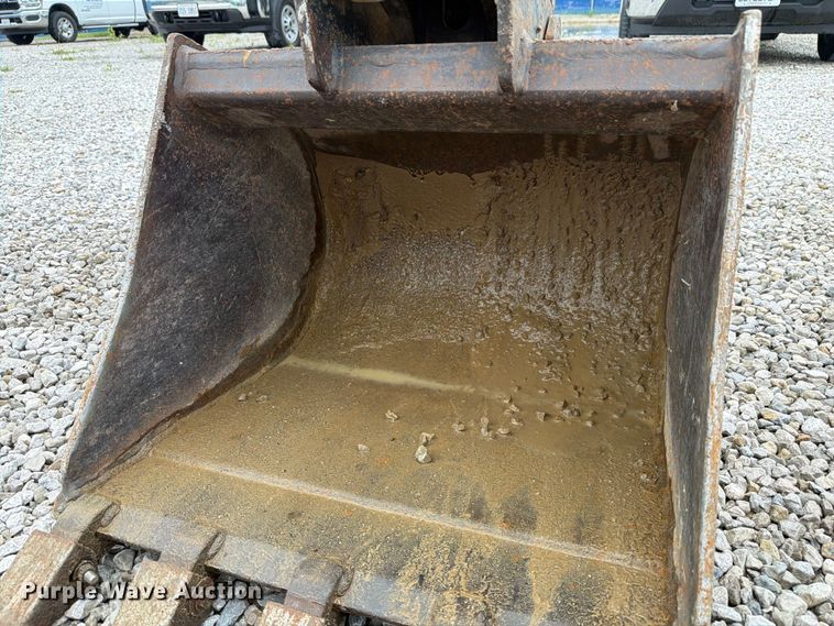 image for item FK4130 2015 Takeuchi TB240 mini excavator