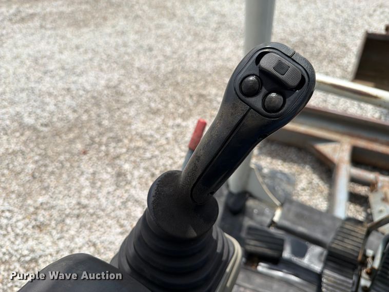 image for item FK4130 2015 Takeuchi TB240 mini excavator