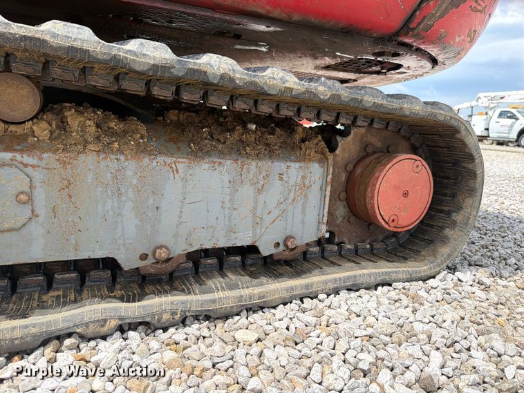 image for item FK4130 2015 Takeuchi TB240 mini excavator