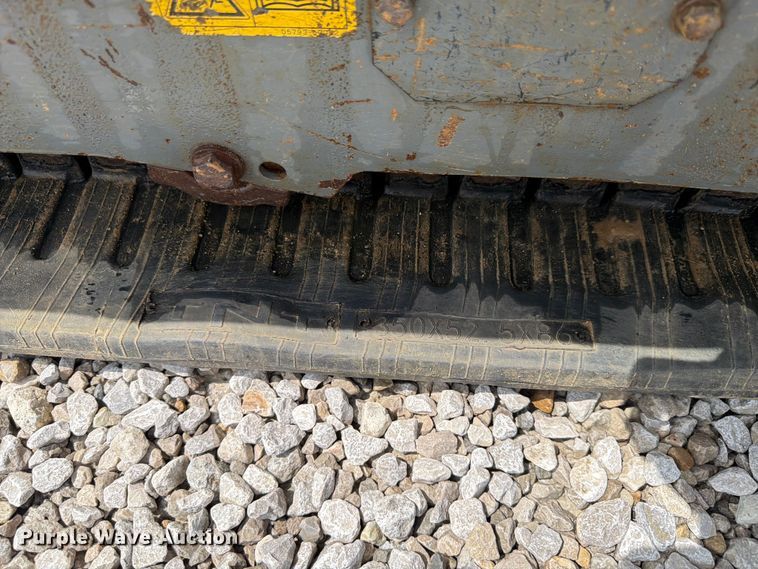 image for item FK4130 2015 Takeuchi TB240 mini excavator