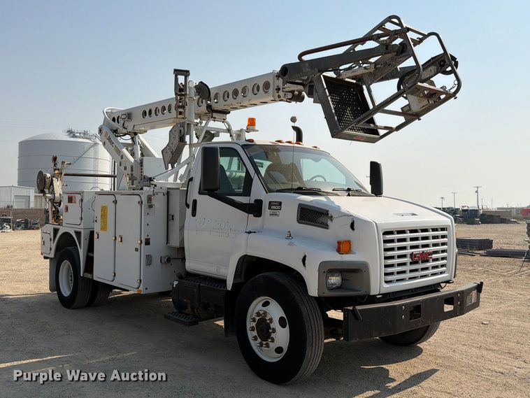 image for item FK4562 2009 GMC C8500 bucket truck