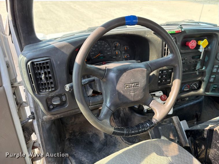 image for item FK4562 2009 GMC C8500 bucket truck