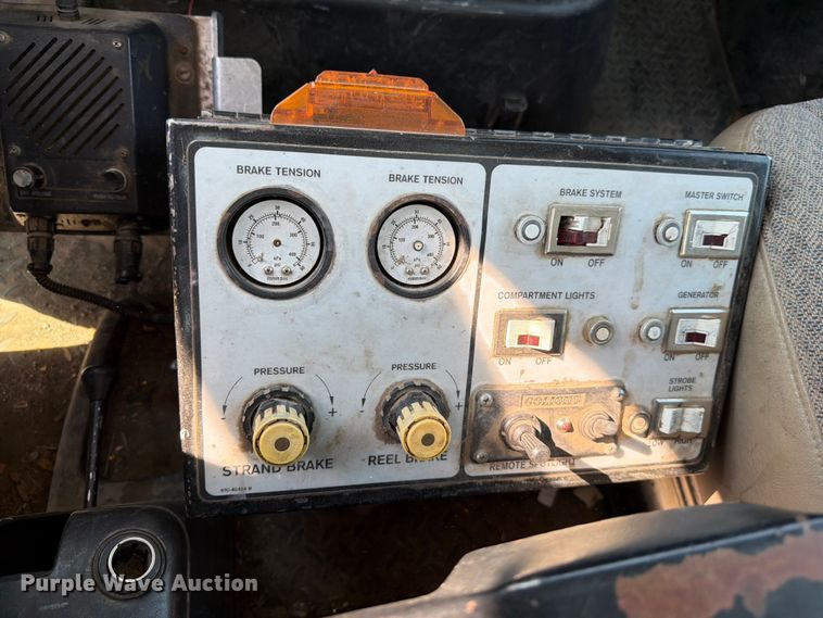 image for item FK4562 2009 GMC C8500 bucket truck