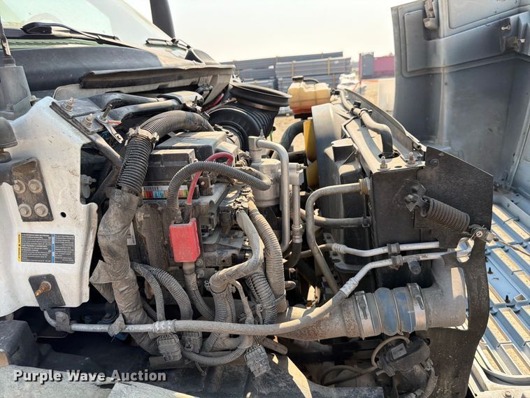 image for item FK4562 2009 GMC C8500 bucket truck