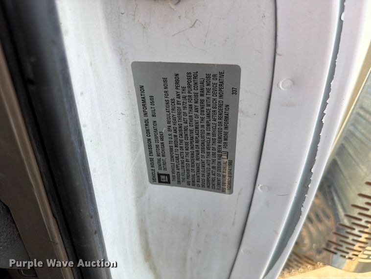 image for item FK4562 2009 GMC C8500 bucket truck
