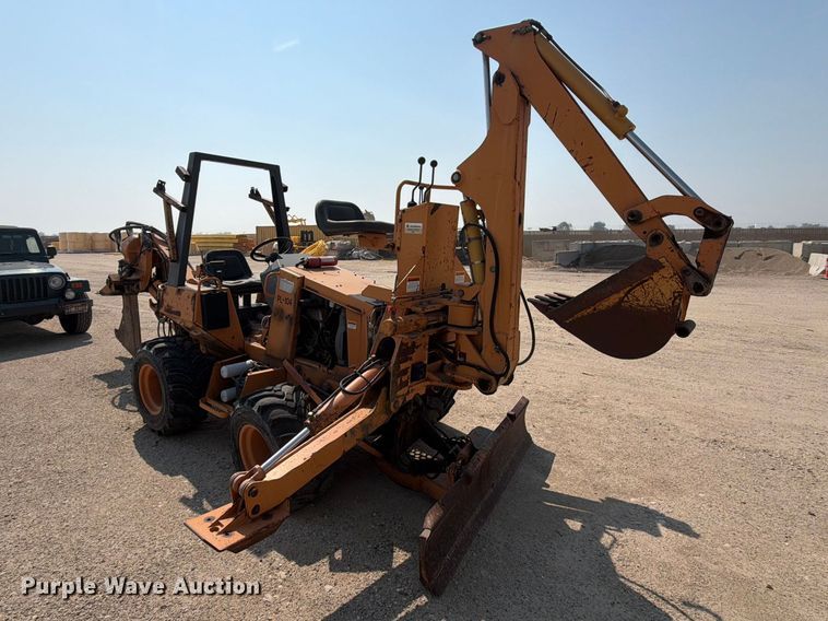 image for item FK4563 2000 Case 560 cable plow