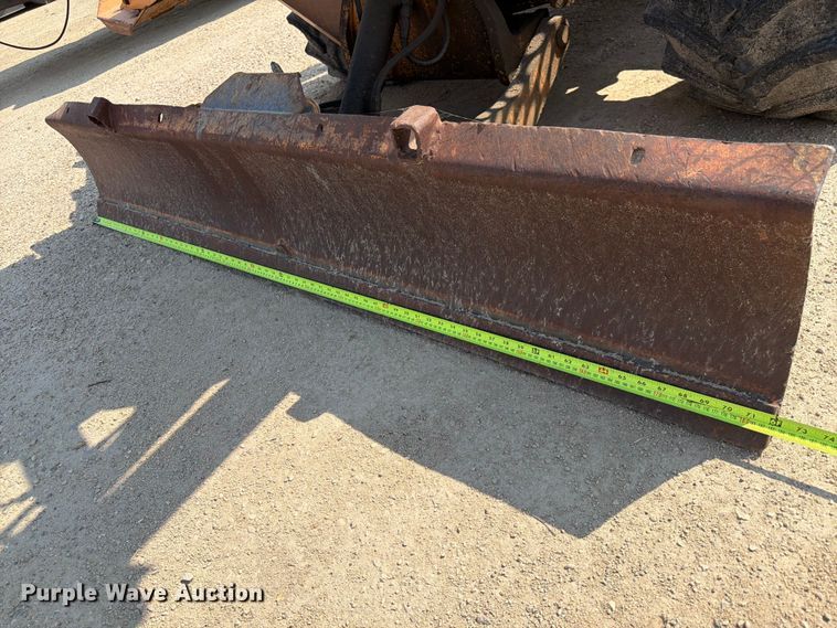 image for item FK4563 2000 Case 560 cable plow