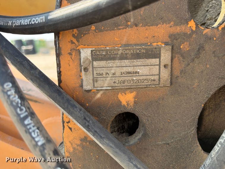 image for item FK4563 2000 Case 560 cable plow