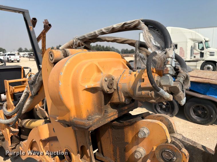 image for item FK4563 2000 Case 560 cable plow