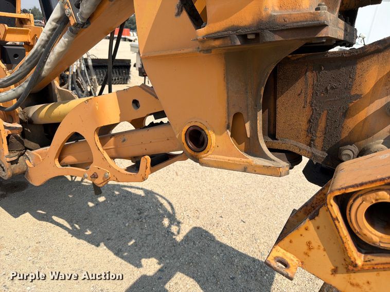 image for item FK4563 2000 Case 560 cable plow