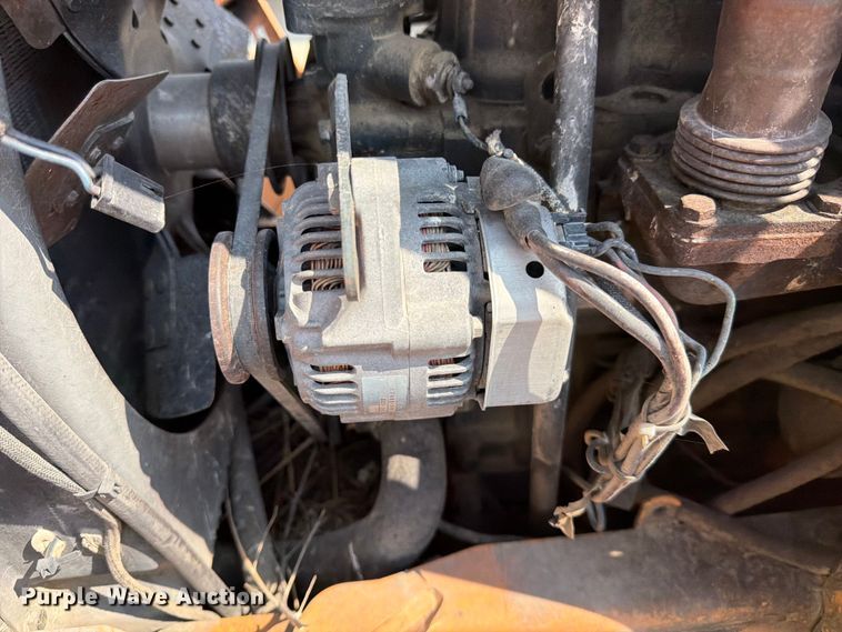 image for item FK4563 2000 Case 560 cable plow