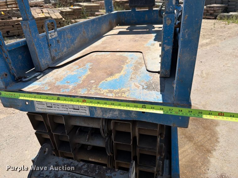 image for item FK4568 2008 Genie GS-1930 scissor lift