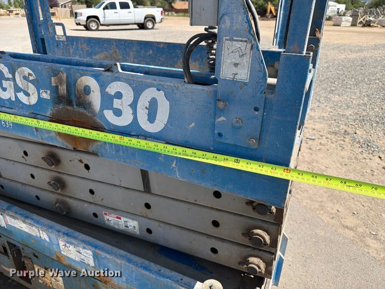 image for item FK4568 2008 Genie GS-1930 scissor lift