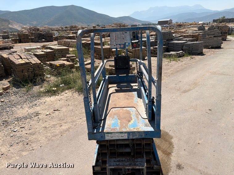 image for item FK4568 2008 Genie GS-1930 scissor lift