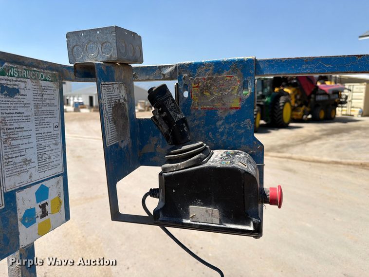 image for item FK4568 2008 Genie GS-1930 scissor lift