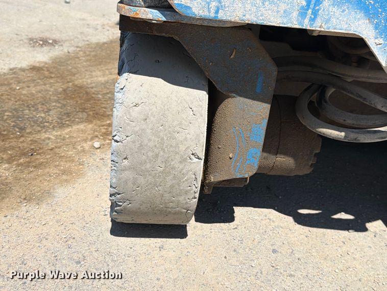 image for item FK4568 2008 Genie GS-1930 scissor lift