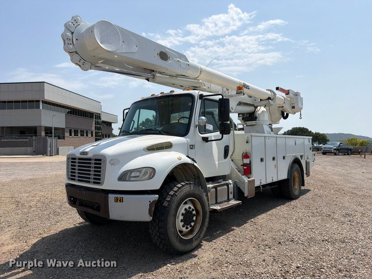 2014 Freightliner Business Class M2 bucket truck