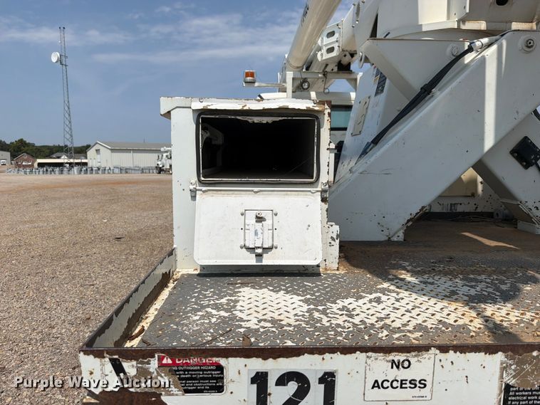 image for item FK5042 2014 Freightliner Business Class M2 bucket truck