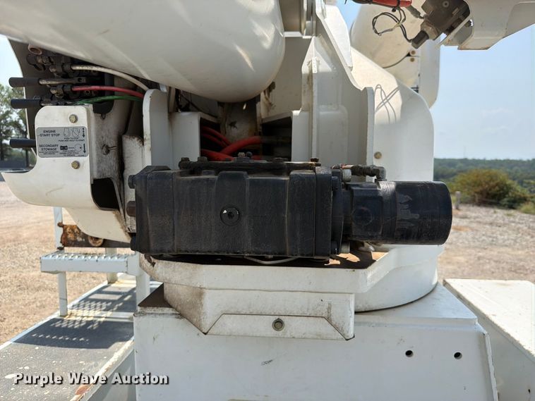image for item FK5042 2014 Freightliner Business Class M2 bucket truck