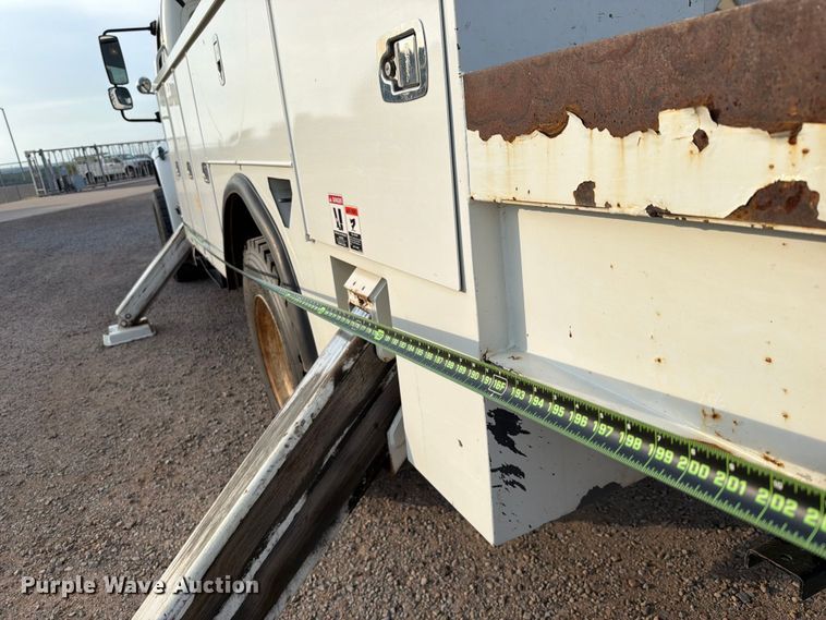 image for item FK5042 2014 Freightliner Business Class M2 bucket truck