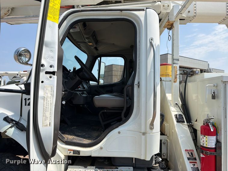 image for item FK5042 2014 Freightliner Business Class M2 bucket truck