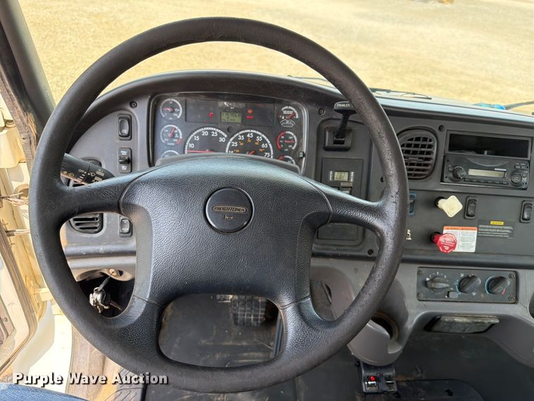 image for item FK5042 2014 Freightliner Business Class M2 bucket truck
