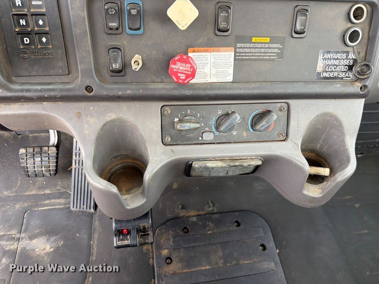 image for item FK5042 2014 Freightliner Business Class M2 bucket truck