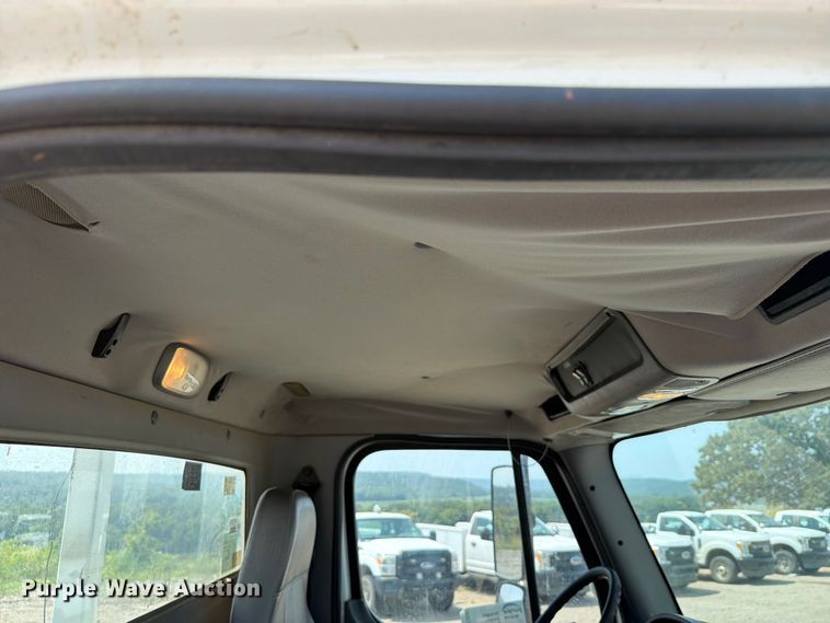 image for item FK5042 2014 Freightliner Business Class M2 bucket truck
