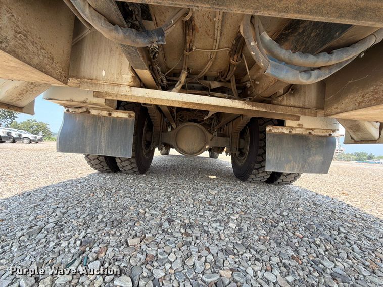 image for item FK5042 2014 Freightliner Business Class M2 bucket truck