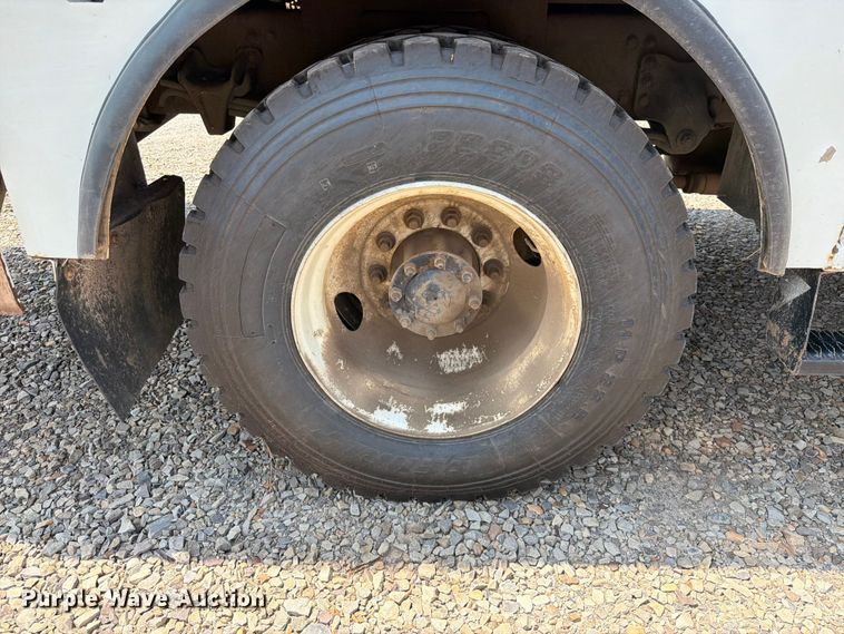 image for item FK5042 2014 Freightliner Business Class M2 bucket truck