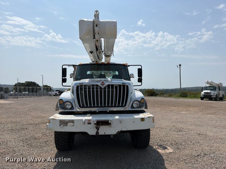 image for item FK5043 2018 International WorkStar 7500 bucket truck