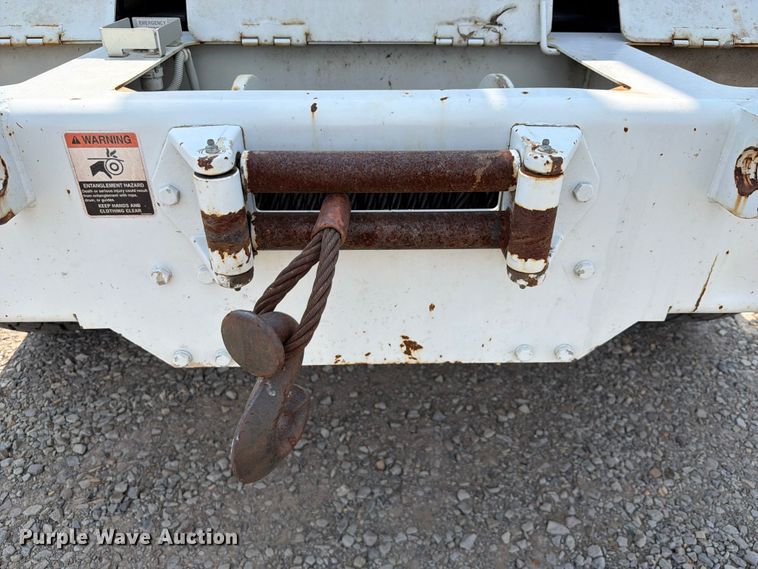 image for item FK5043 2018 International WorkStar 7500 bucket truck