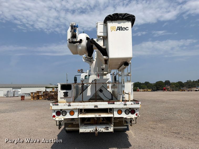 image for item FK5043 2018 International WorkStar 7500 bucket truck