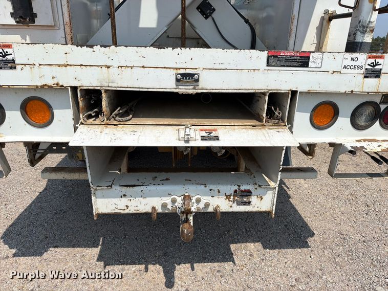 image for item FK5043 2018 International WorkStar 7500 bucket truck