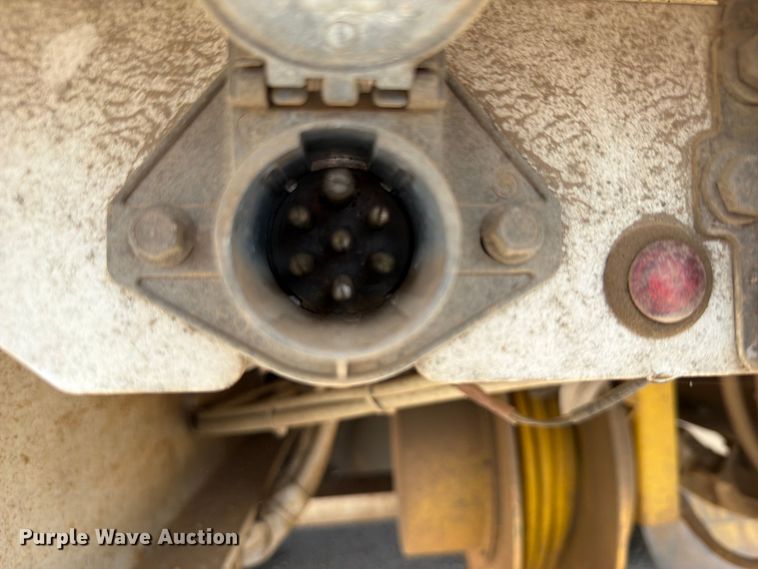 image for item FK5043 2018 International WorkStar 7500 bucket truck