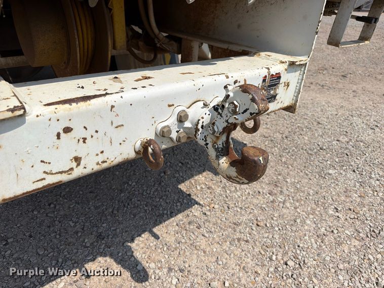 image for item FK5043 2018 International WorkStar 7500 bucket truck