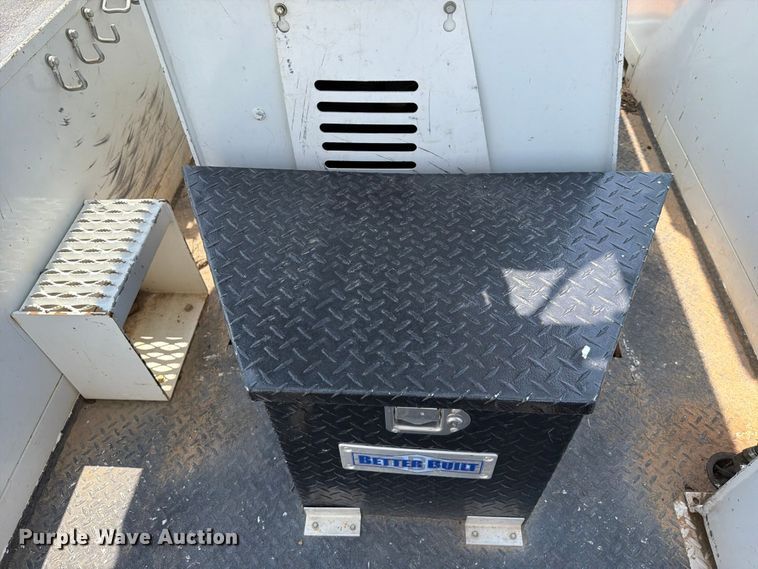 image for item FK5043 2018 International WorkStar 7500 bucket truck