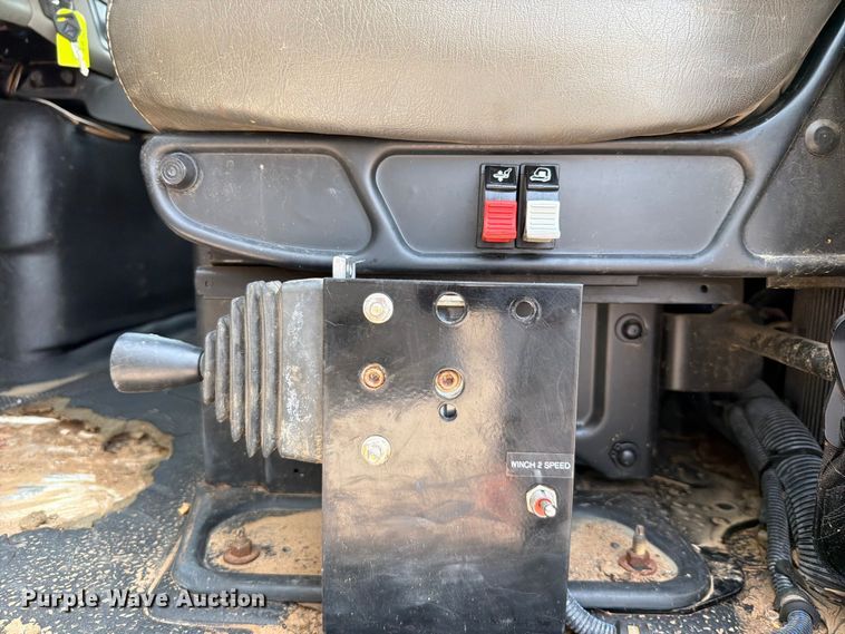 image for item FK5043 2018 International WorkStar 7500 bucket truck