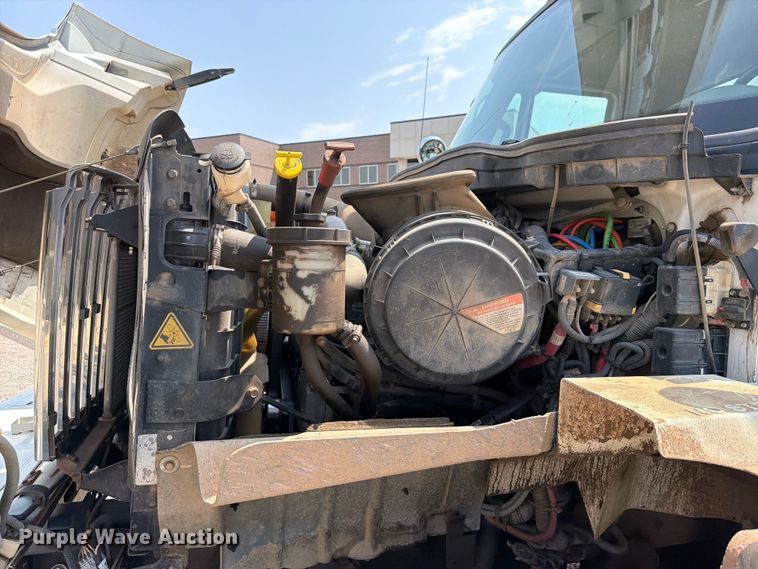 image for item FK5043 2018 International WorkStar 7500 bucket truck