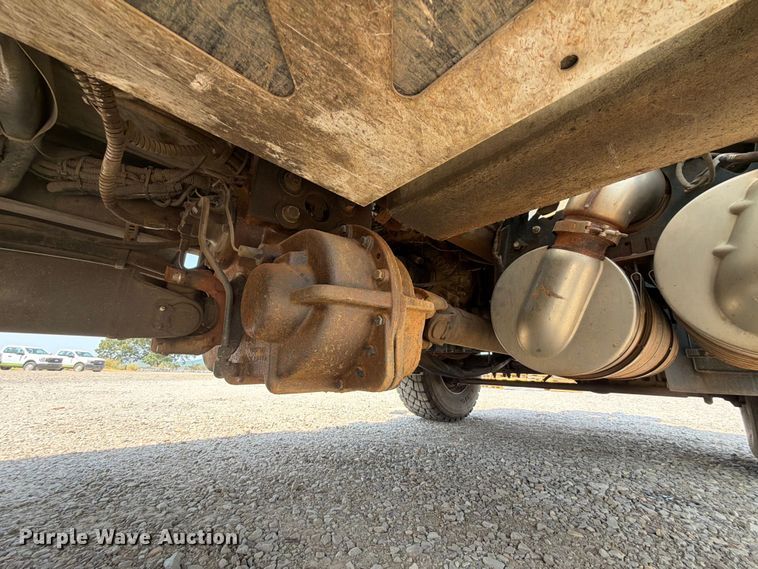 image for item FK5043 2018 International WorkStar 7500 bucket truck