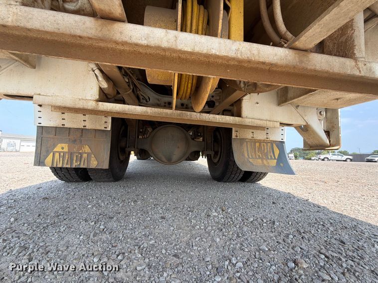 image for item FK5043 2018 International WorkStar 7500 bucket truck