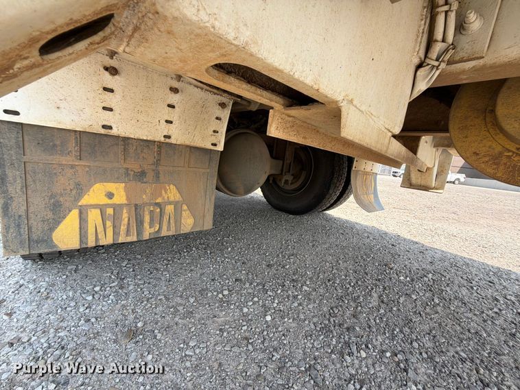 image for item FK5043 2018 International WorkStar 7500 bucket truck